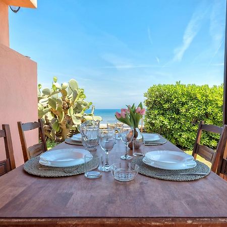 Вілла Sardinia Re - Villino Maja Стінтіно Екстер'єр фото