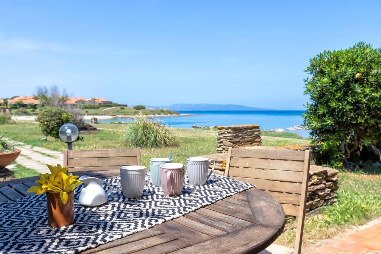 Вілла Sardinia Re - Villino Maja Стінтіно Екстер'єр фото