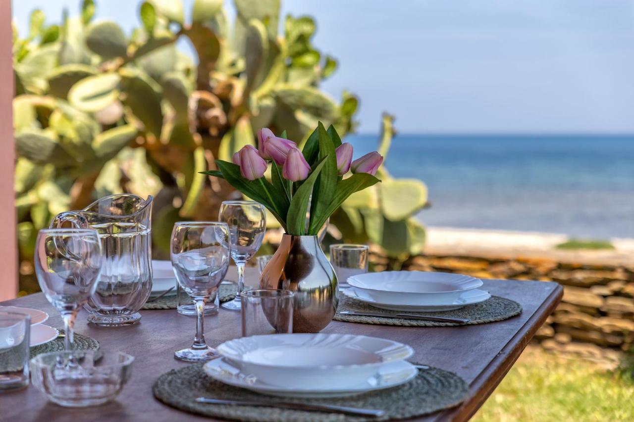 Вілла Sardinia Re - Villino Maja Стінтіно Екстер'єр фото